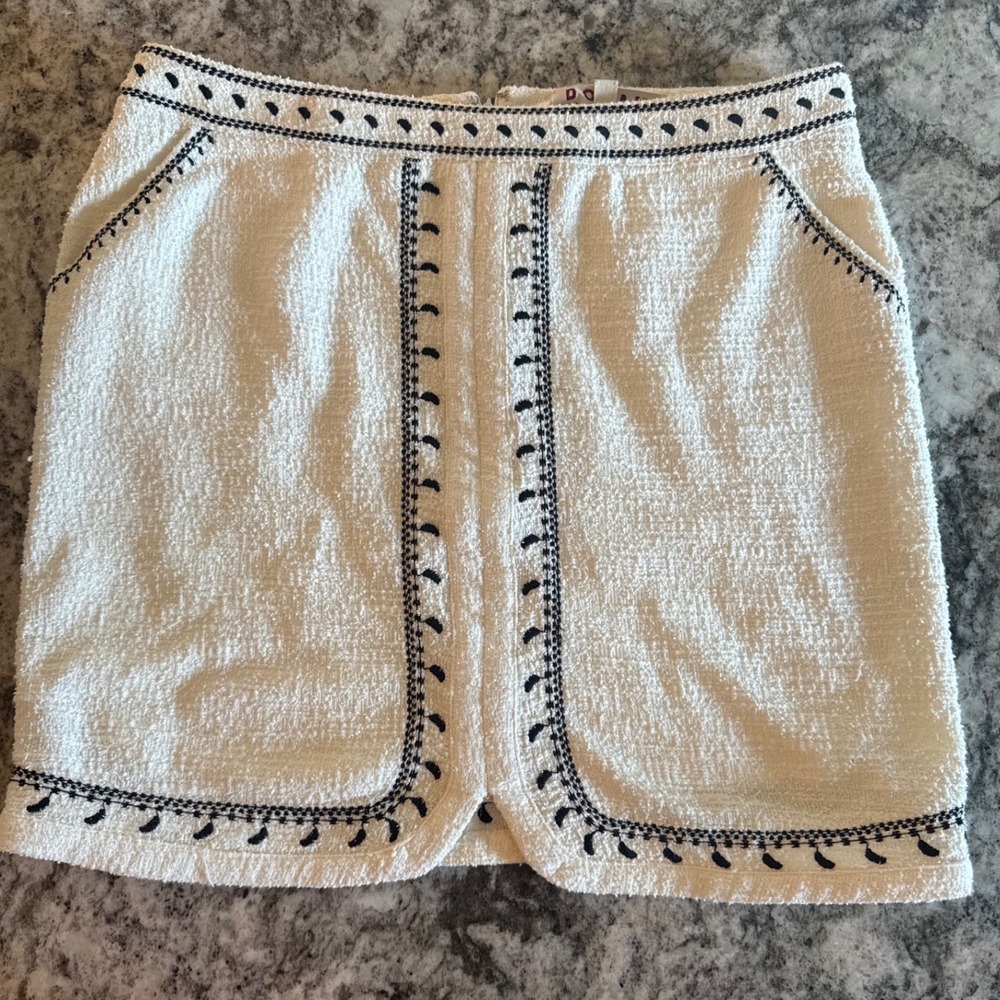 Anthropology Dolan Left Coast Collection Cream Embroidered Mini‎ Skirt L
